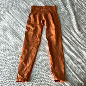 NVGTN Contour Seamless Orange Leggings